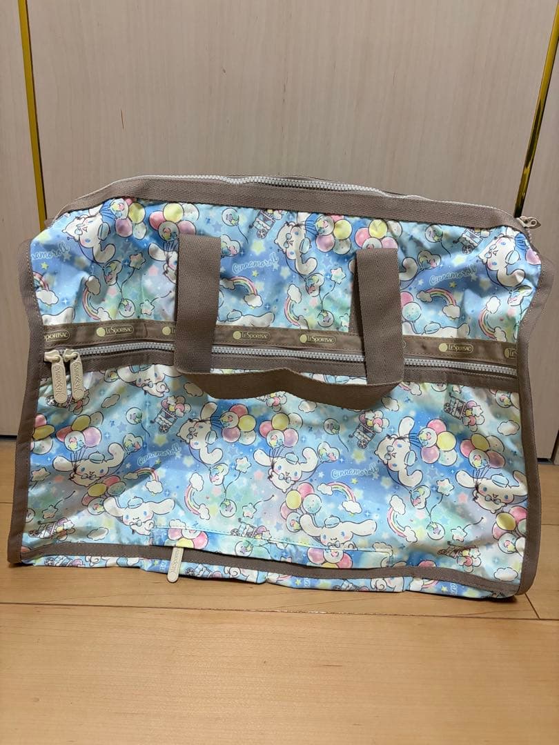 【新品】LeSportsacレスポートサック シナモンロール　ボストンバッグ