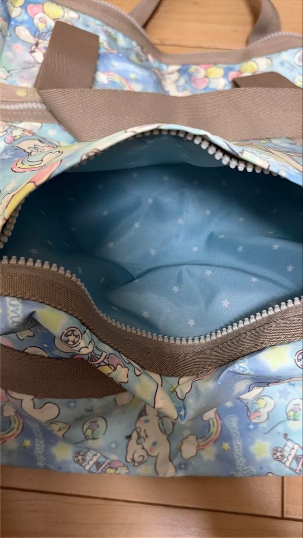 【新品】LeSportsacレスポートサック シナモンロール　ボストンバッグ