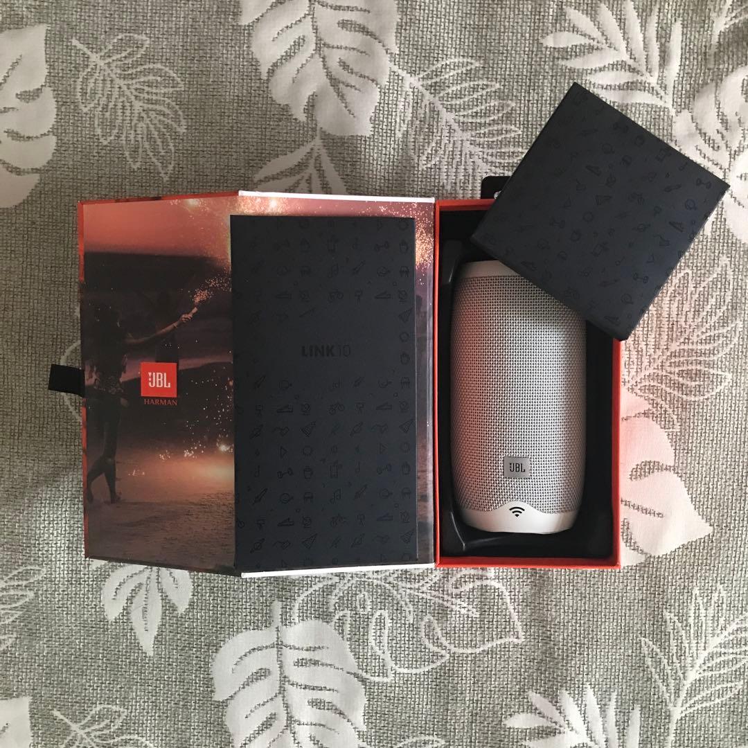 JBL音声認識対応ポータルスピーカー