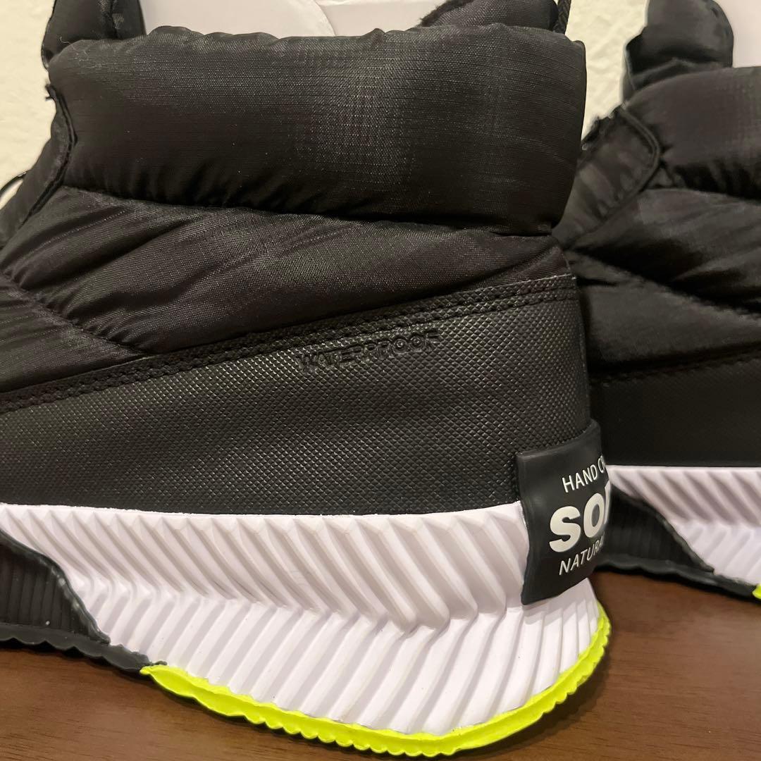 SOREL 新品未使用 Out N About III PuffyZip