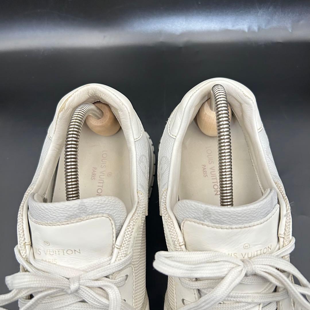 ルイヴィトン ランアウェイ スニーカー モノグラム メンズ レザー 白 26cm
