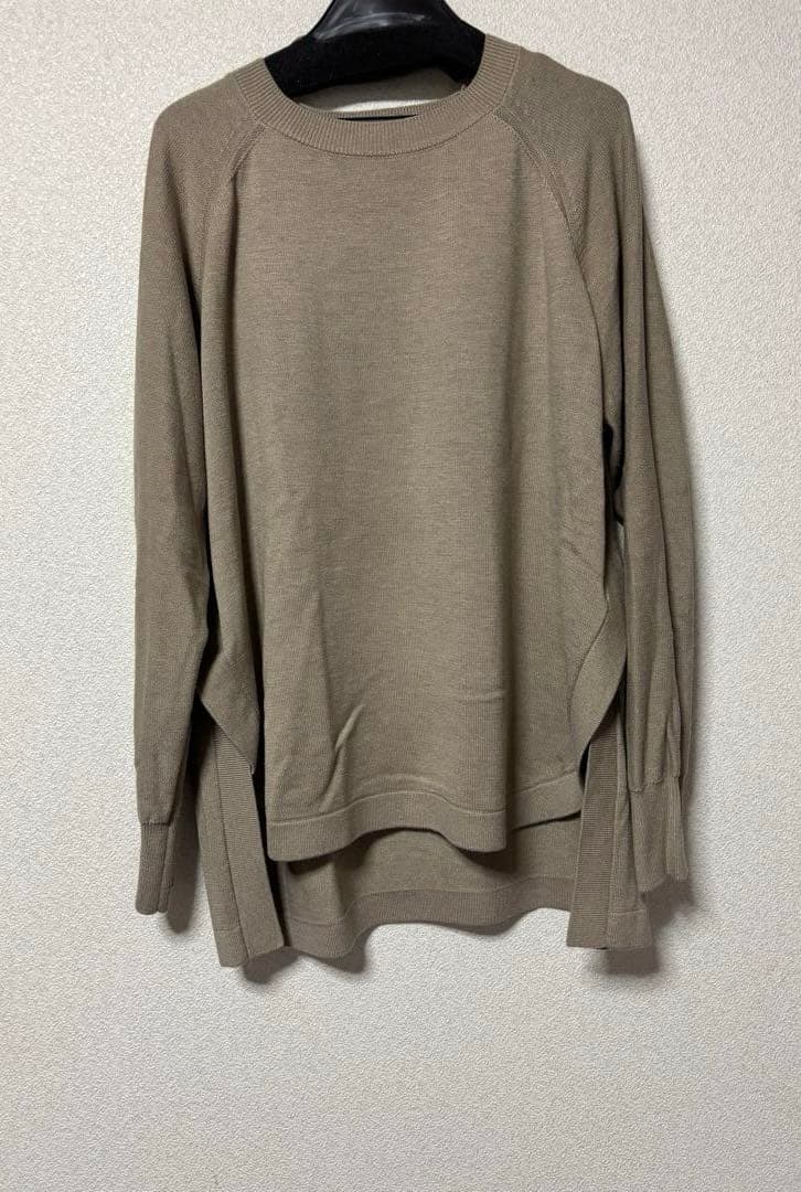 Aga ラウンドヘムニットandベスト2点