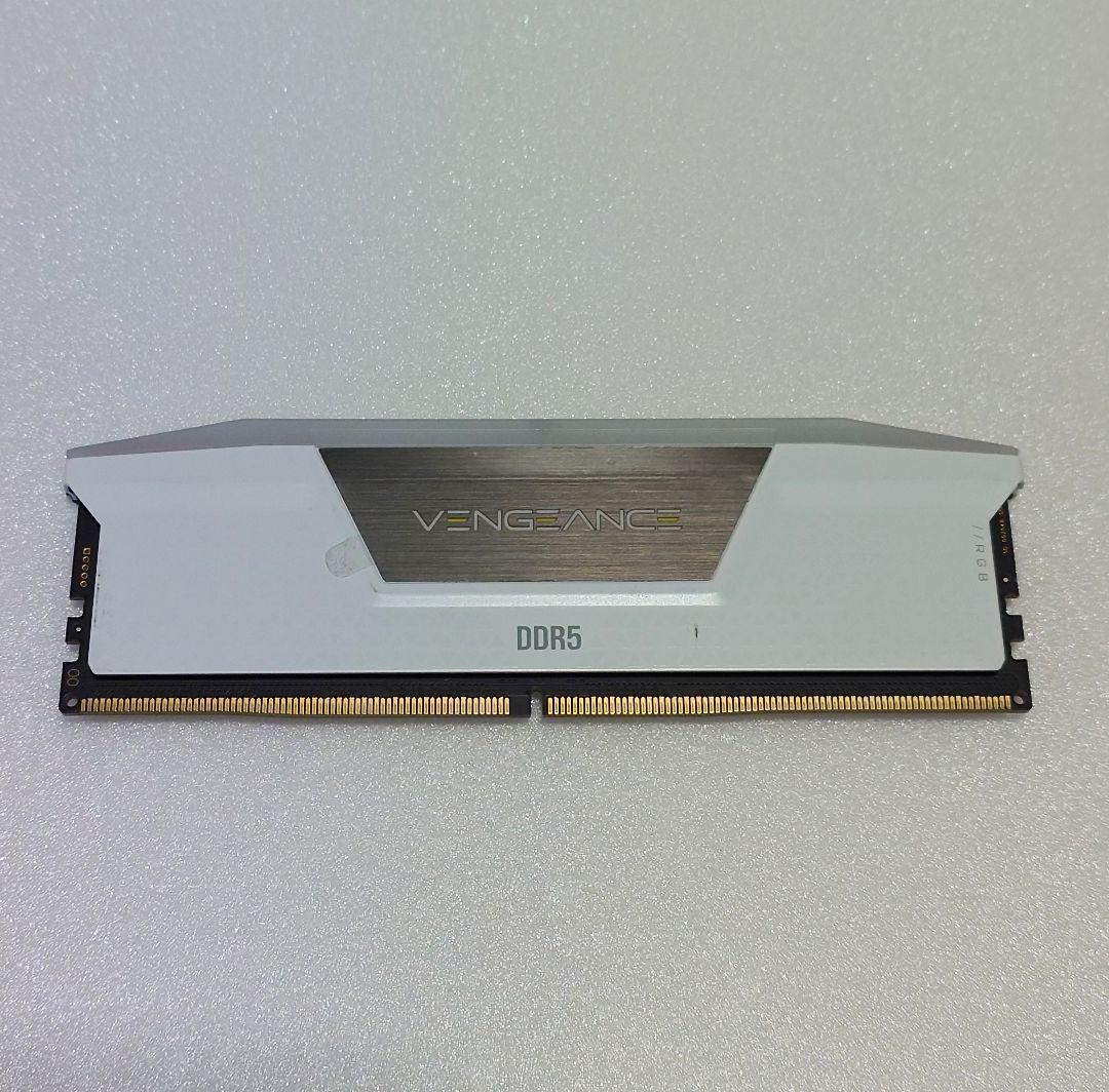 CORSAIR VENGEANCE DDR5 6000 16GB 動作確認済