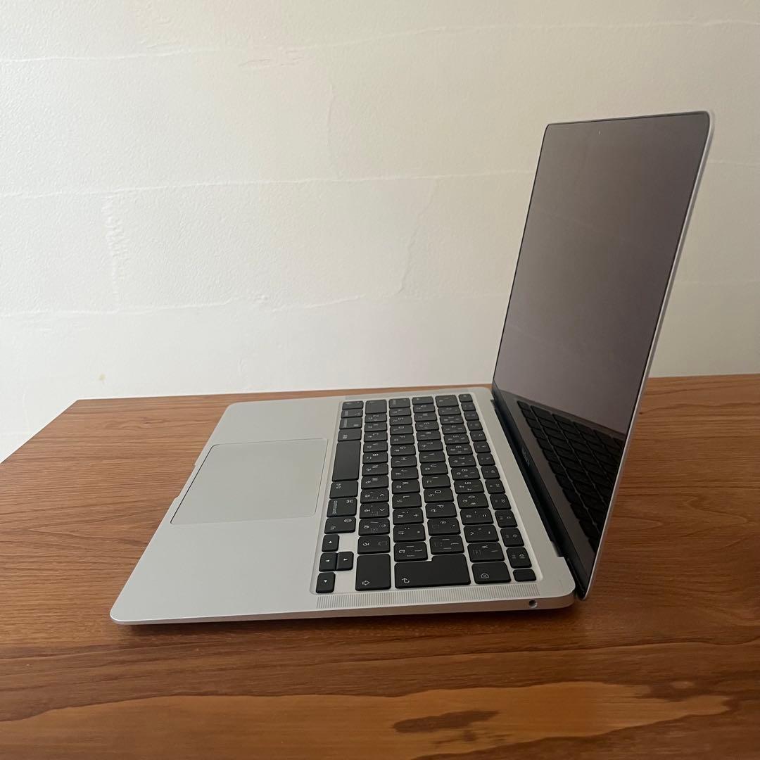 【美品】MacBook Air M1 8GB 256GB シルバー