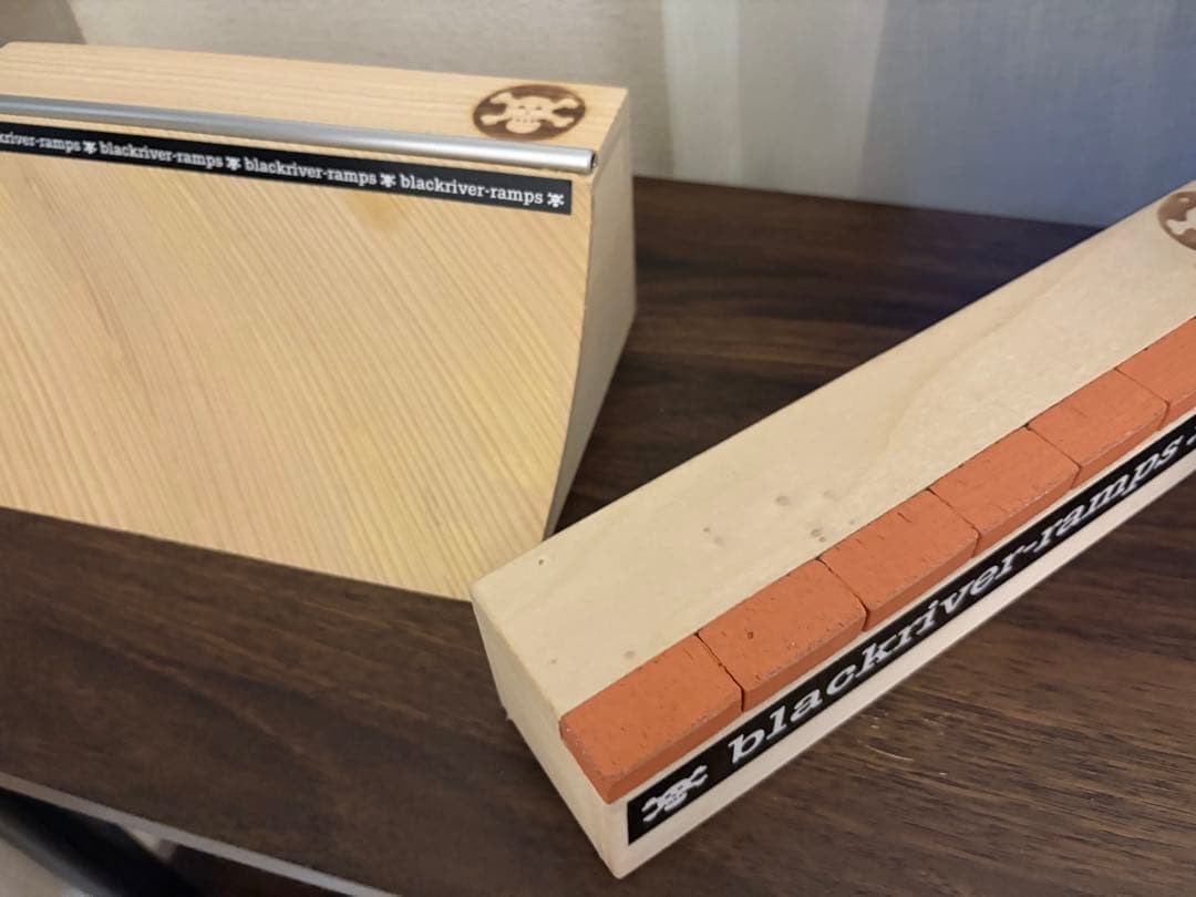 指スケ　美品　black セクション　ブラックリバー