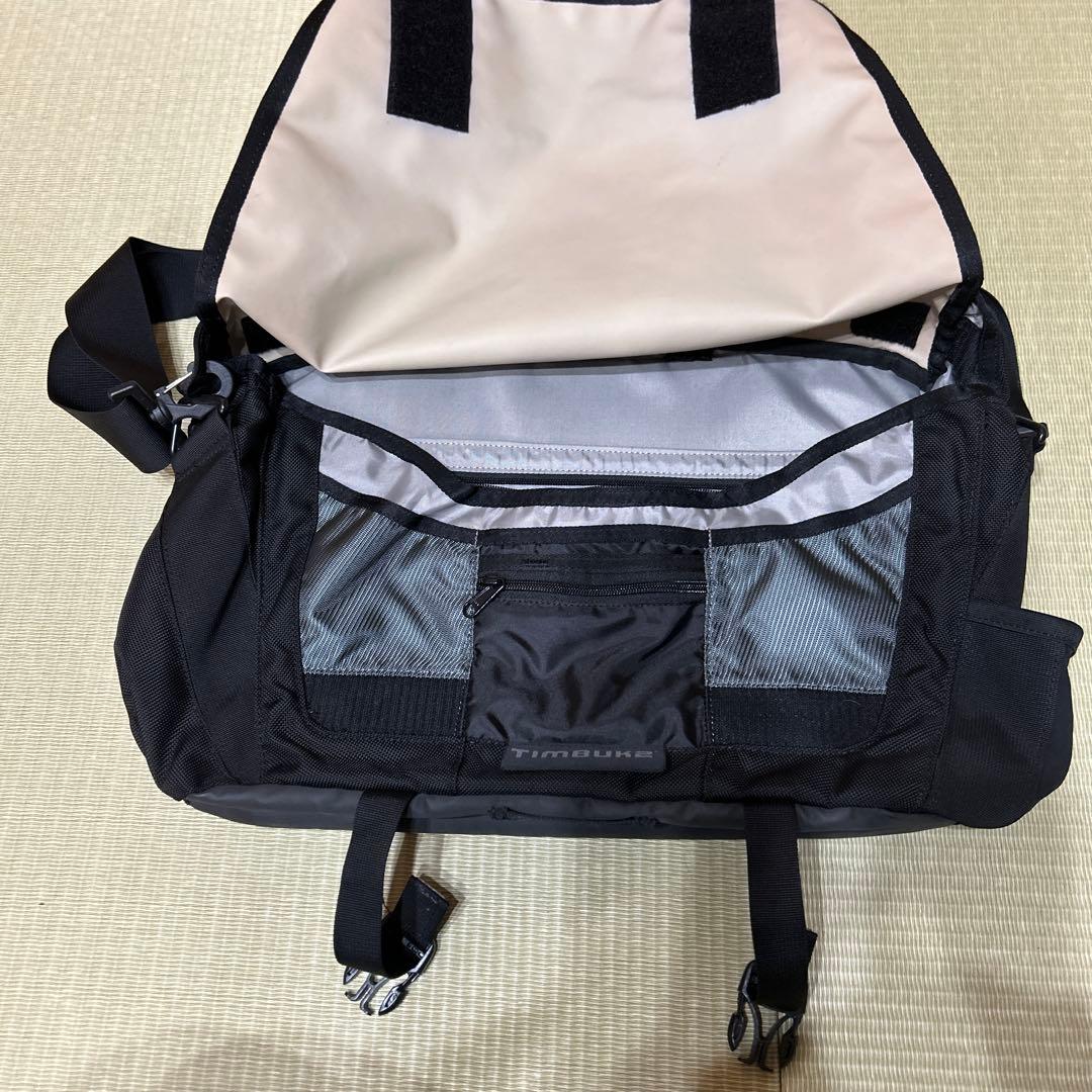 メッセンジャーバッグ ブラック　TIMBUK2