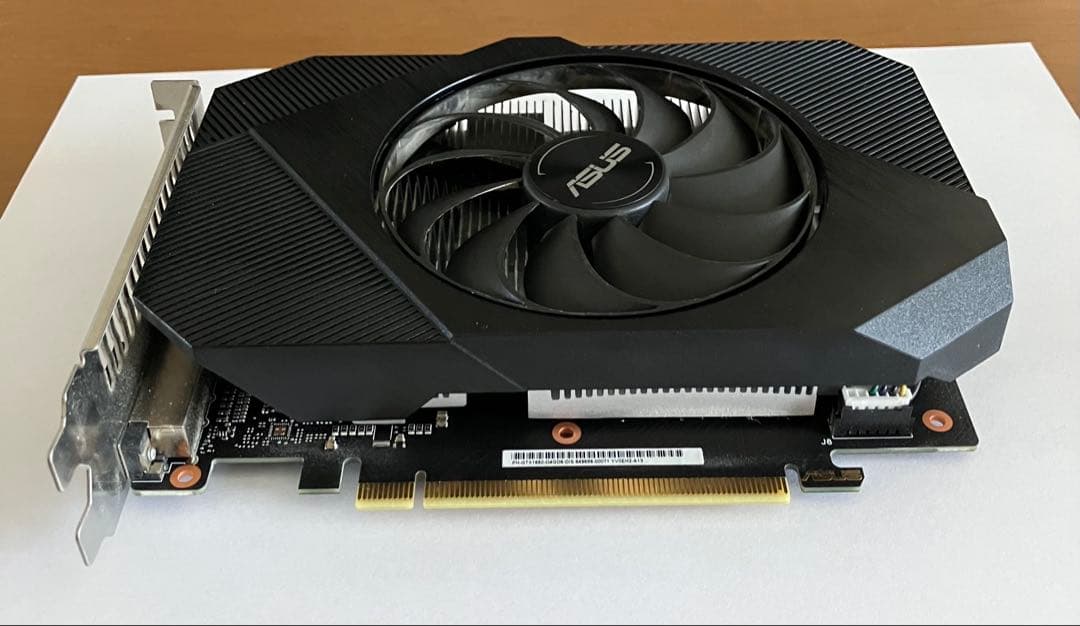 グラフィックボード・グラボ・ビデオカード ASUS GTX 1650 PH-GTX1650-04GD6