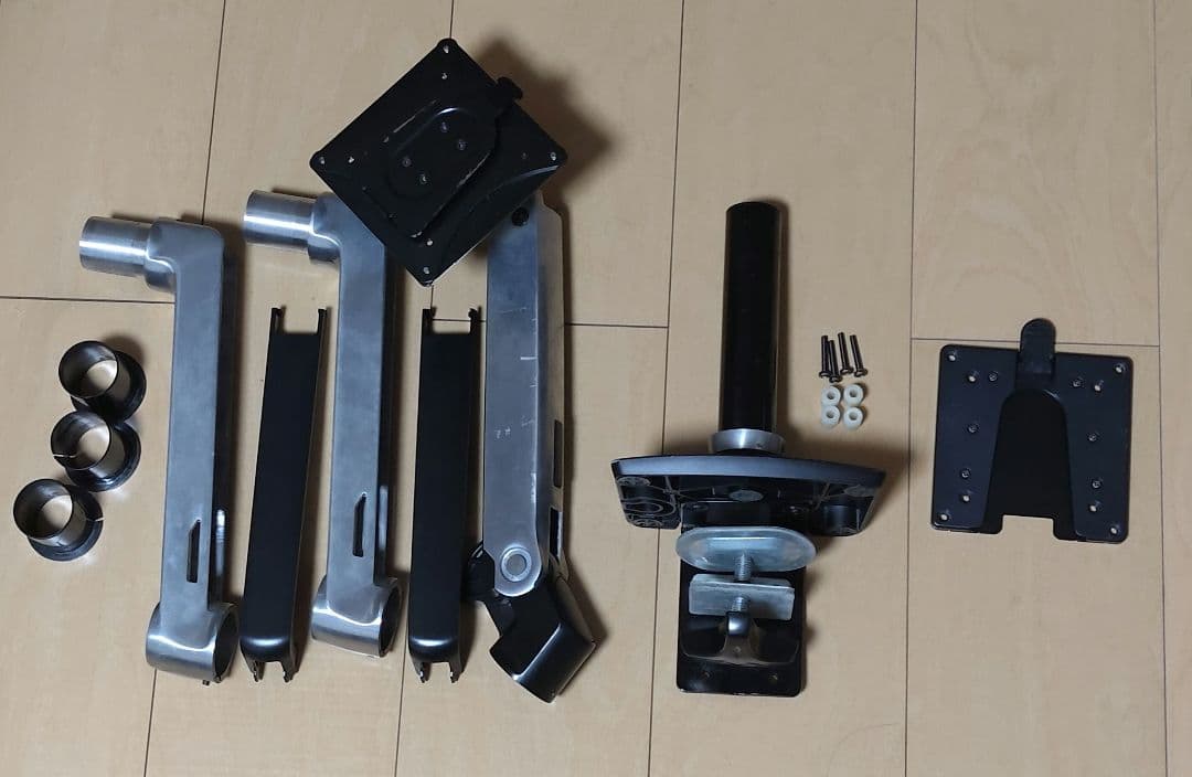 エルゴトロン モニターアーム 他