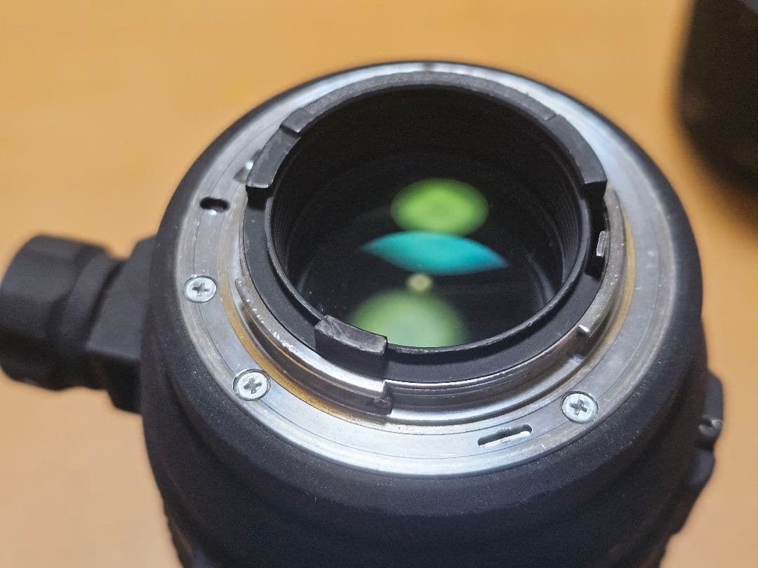 シグマ 70-200mm f/2.8 APO EX DG MACRO HSM