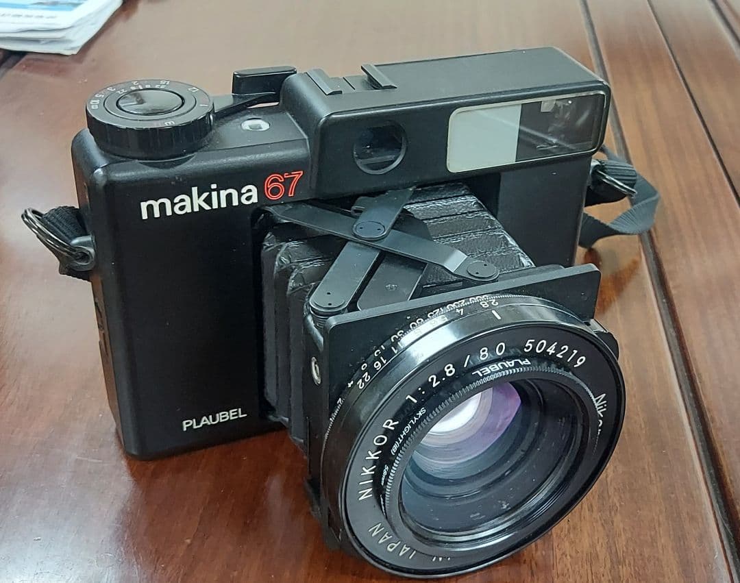 Plaubel makina 67 中判フィルムカメラ