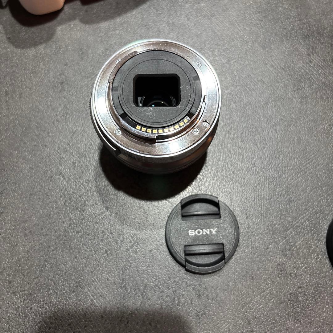 H*ô様 【美品】SONY α5100 ミラーレス一眼 パワーズームレンズ+望遠