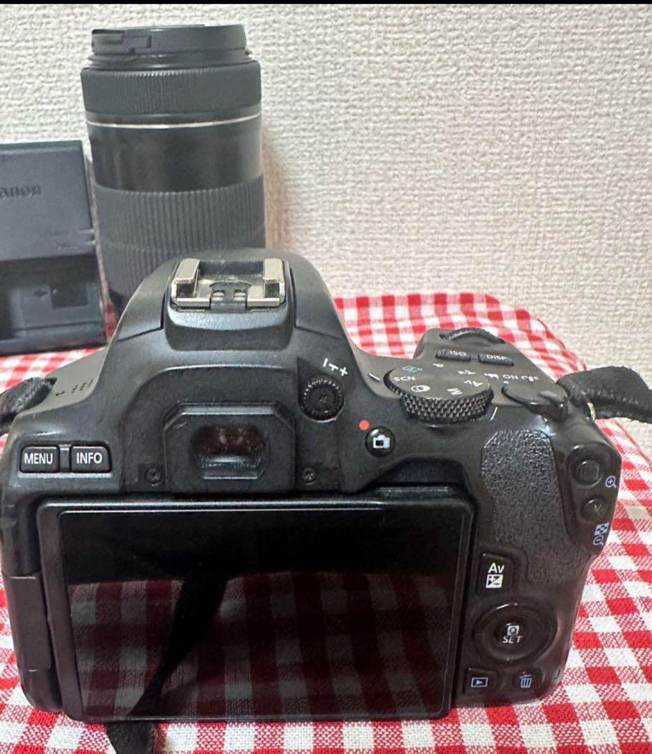 Canon EOS Kiss X10 ダブルズームキット