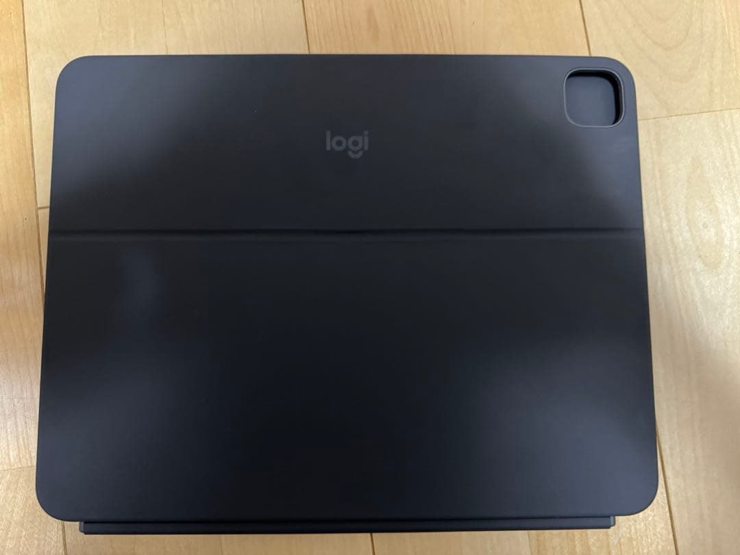 Logicool 13inch iPad Pro（M4）Combo Touch