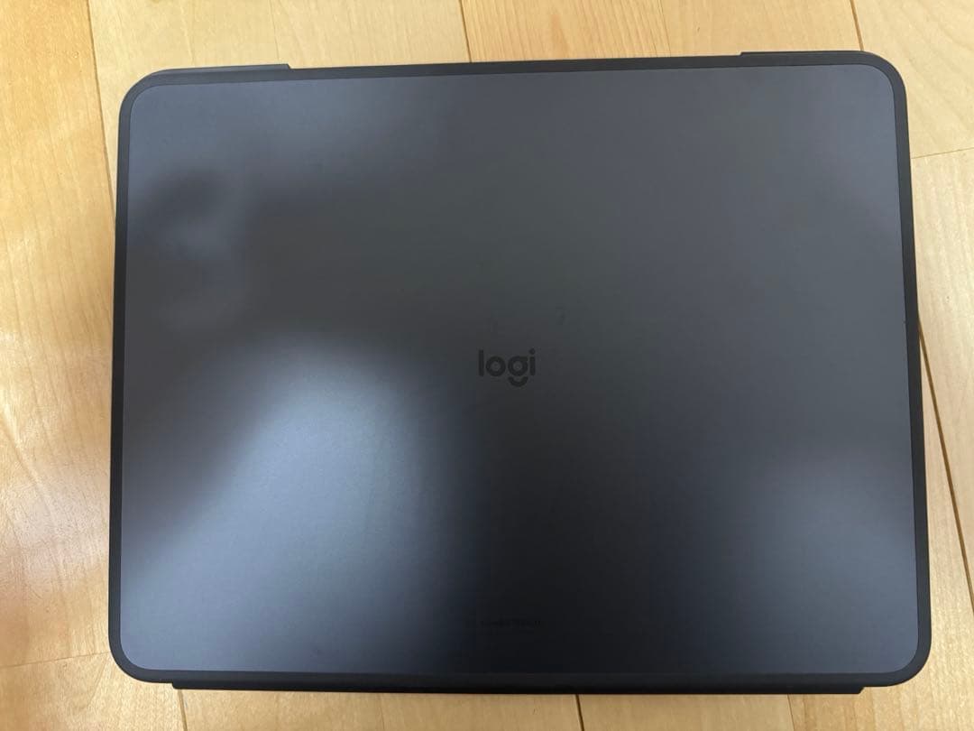 Logicool 13inch iPad Pro（M4）Combo Touch