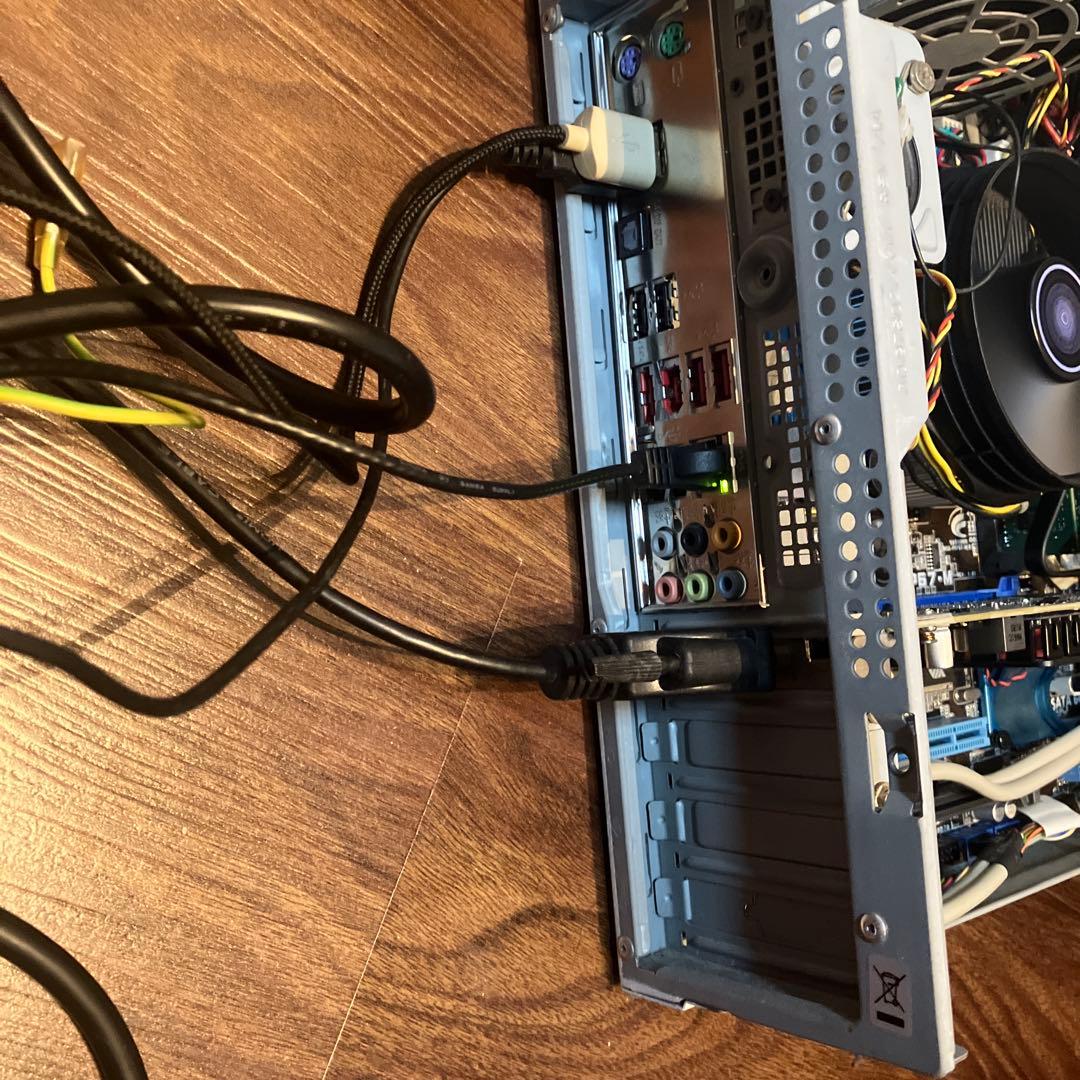 デスクトップ　パソコン　core i7 SSD PC グラボ