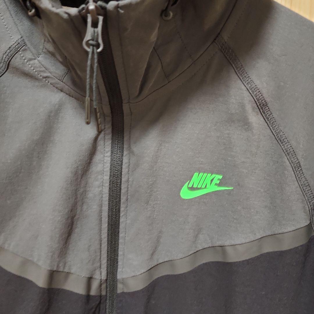 ぐ*ー様 NIKE テックウィンドランナー Mサイズ グレー/ブラック