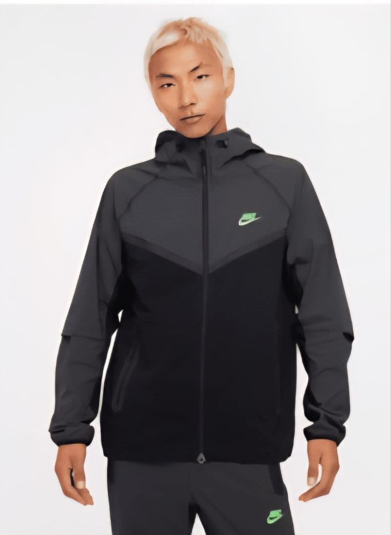 ぐ*ー様 NIKE テックウィンドランナー Mサイズ グレー/ブラック