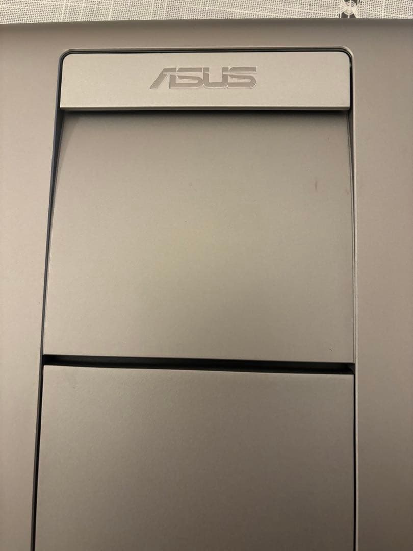 ディスプレイ・モニター本体 ASUS p1801-t
