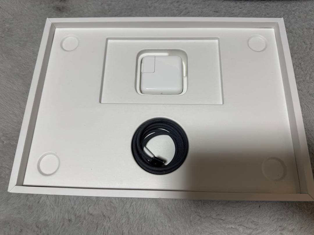 【メモリ24GB】M2 MacBookAir 24GB/512GB ミッドナイト