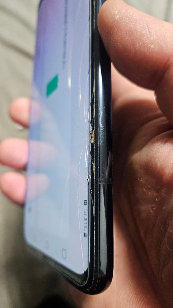 LG G8X ThinQ SIMフリー 中古画面ひび割れ SDカード256GB付