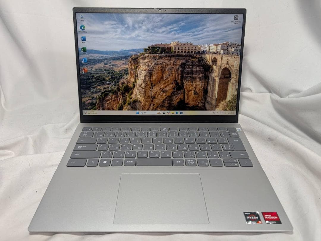 Windowsノート本体 Dell Inspiron Ryzen5/8GB/SSD256GB/Win11