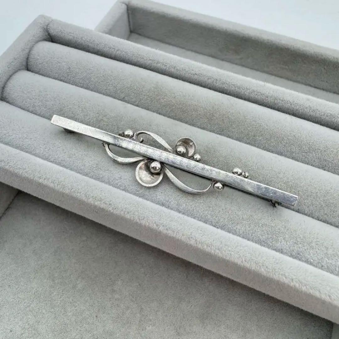 【ヴィンテージ】  ブローチ　シルバー925 234B