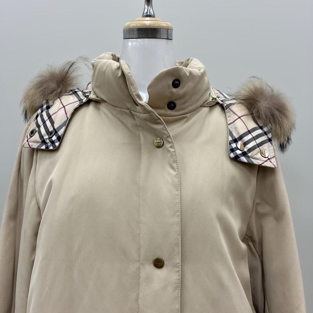 バーバリーロンドン　ベージュロングダウンコート
