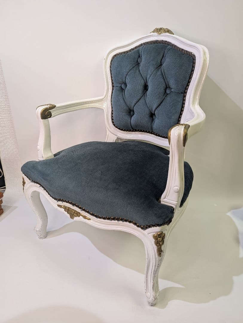 ロココ調 猫足 チェスターフィールドお宮参りお食初撮影用椅子 写真館用 撮影椅子