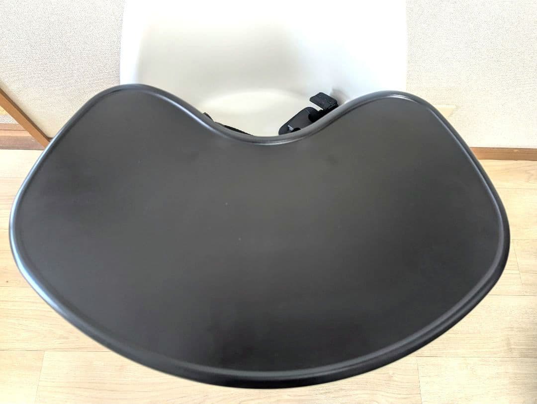 ベビービョルン 折りたたみ ハイチェア ベビーチェア　ベルト付　元箱取説あり