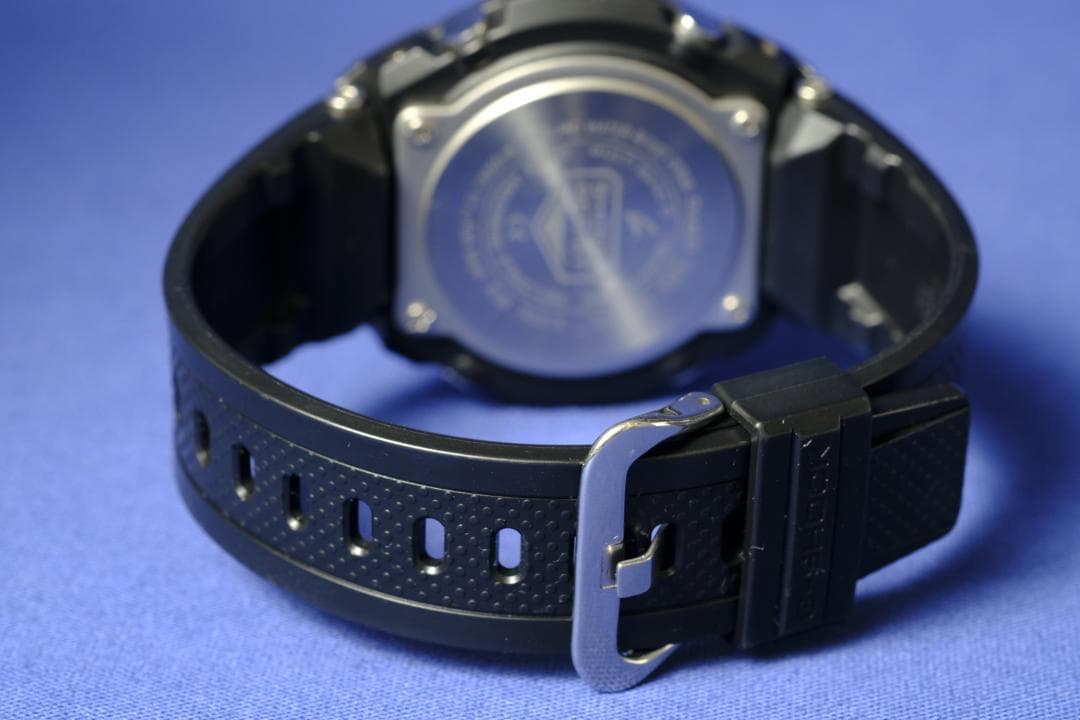 【良品】G-SHOCK GST-W110 電波ソーラー 二次電池新品 (211)