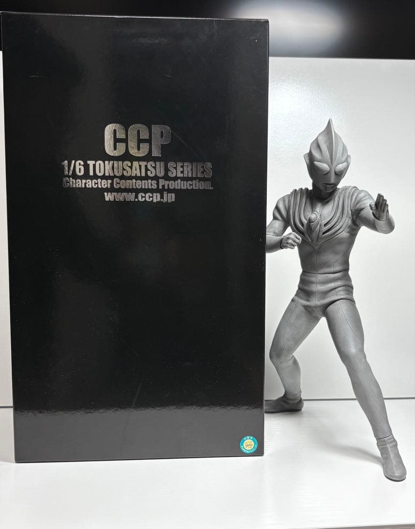 CCP 100体限定　ウルトラマンティガ マルチタイプ 光の巨人像Ver