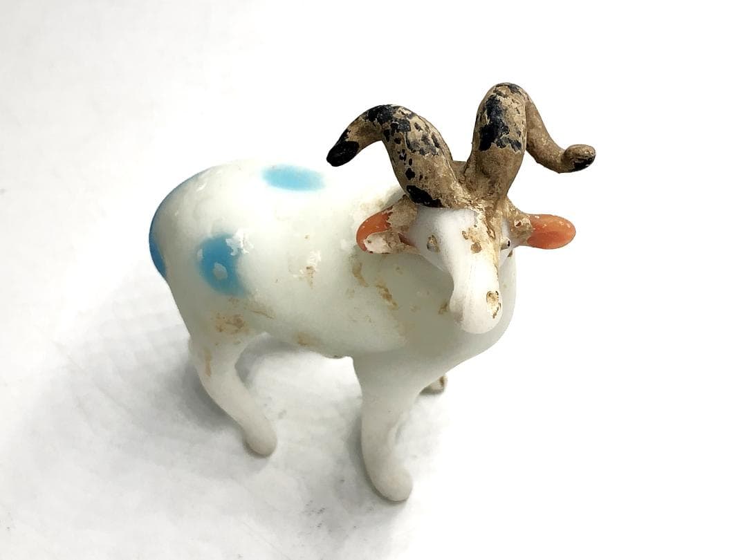 【 古代ガラス 】　ヤギ　出土品