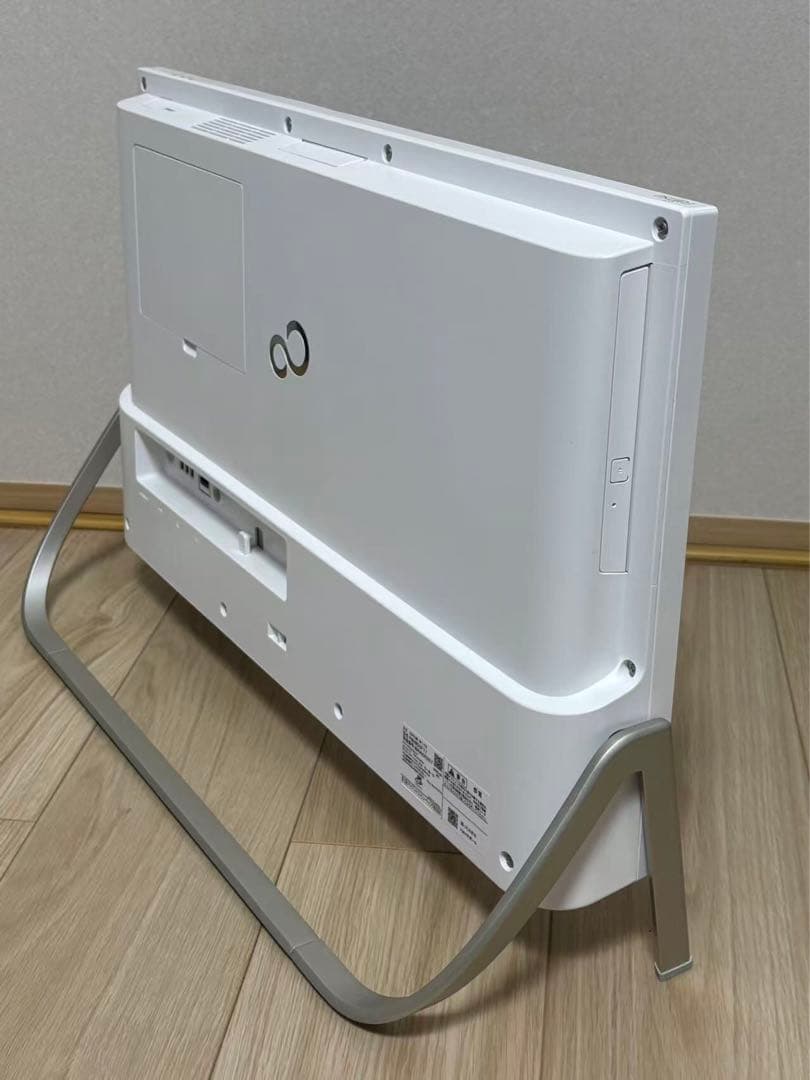 第9世代i7-9750H/16GB/SSD256+HDD3TB/Office美品