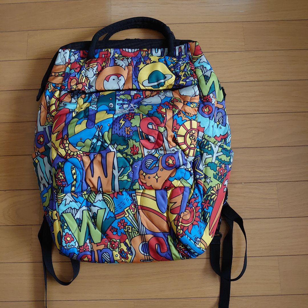 ゴースローキャラバン美品。カラフルアートリュック