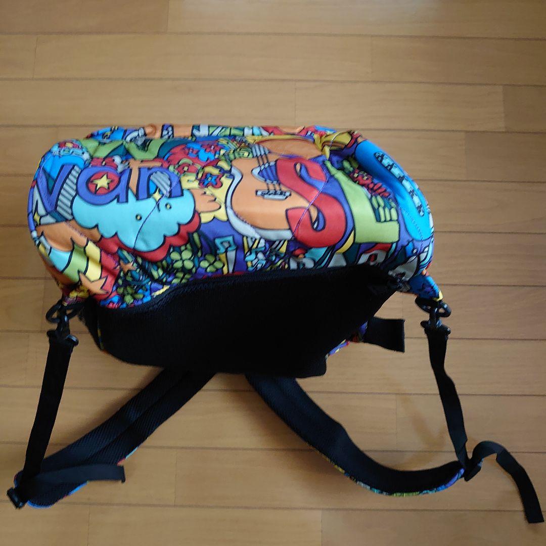 ゴースローキャラバン美品。カラフルアートリュック