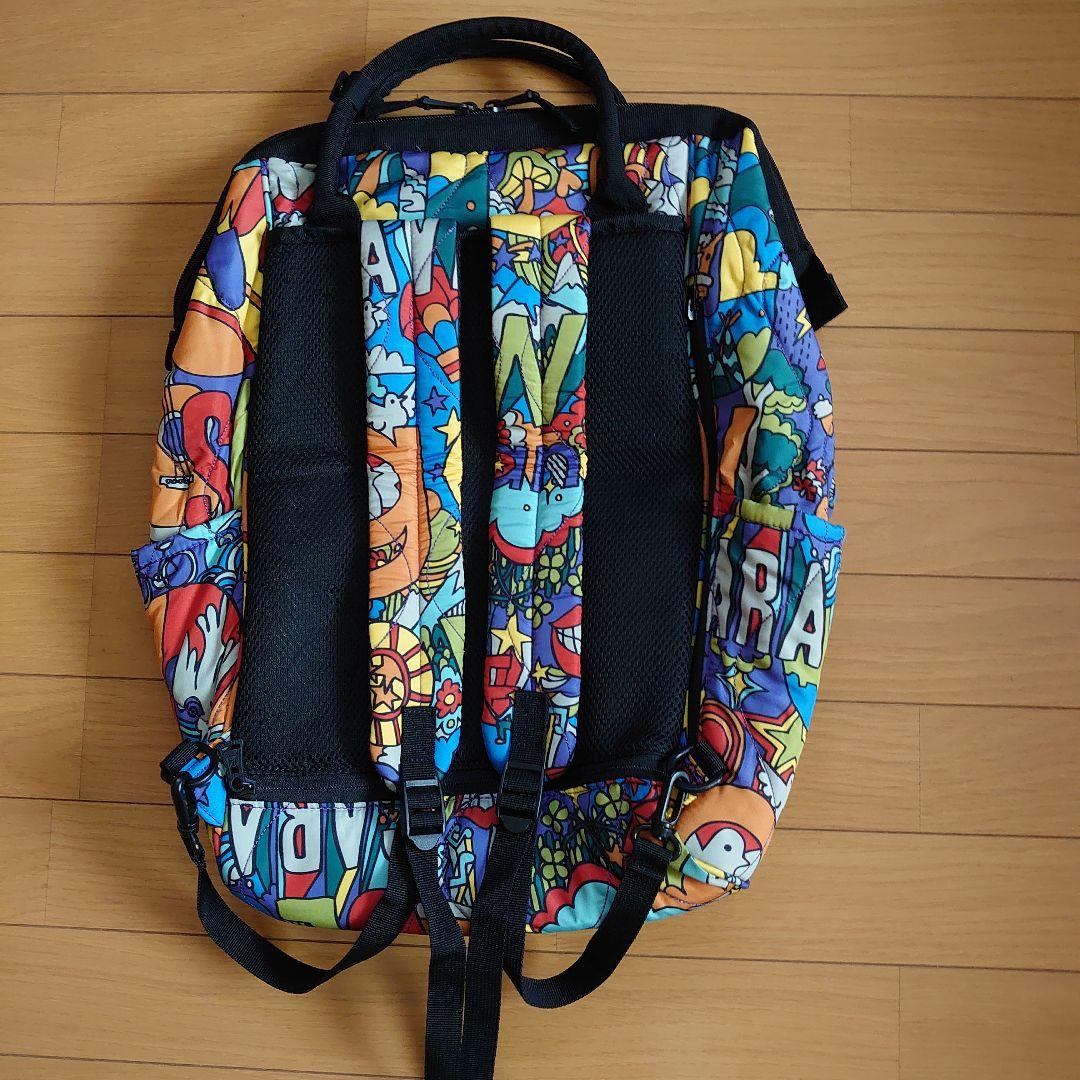 ゴースローキャラバン美品。カラフルアートリュック