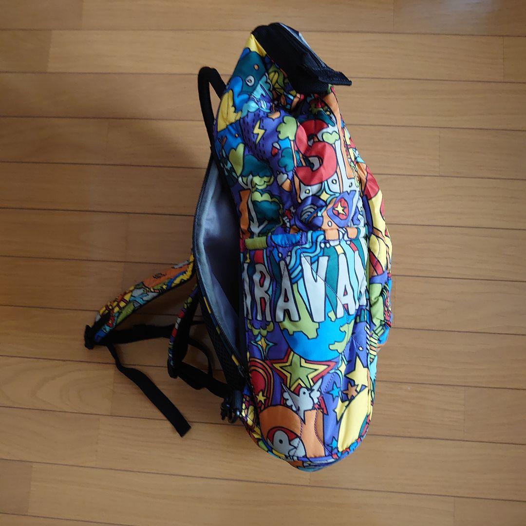 ゴースローキャラバン美品。カラフルアートリュック