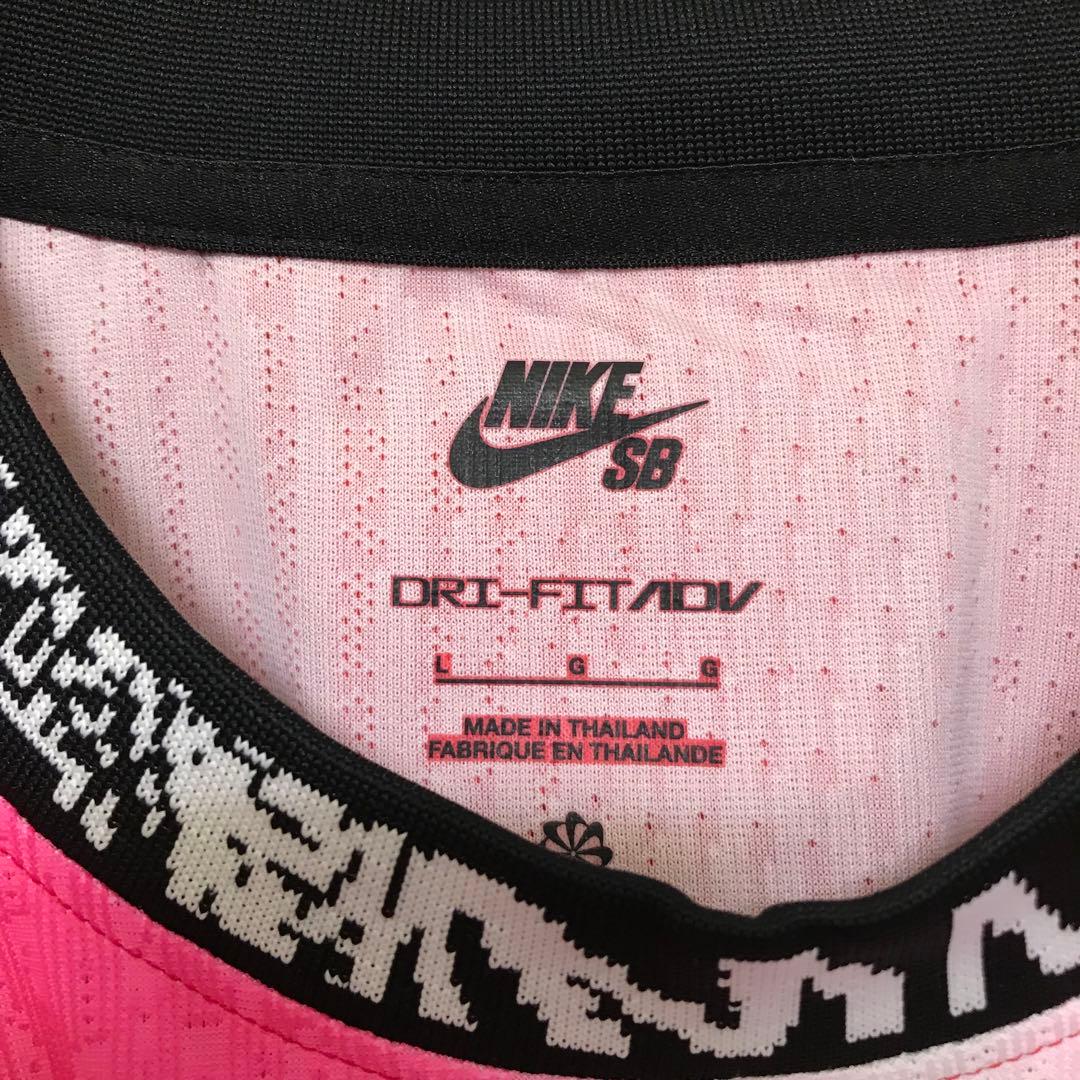 新品・未使用【ナイキ・エスビー】Tシャツ/総柄/日本代表/スケートボード