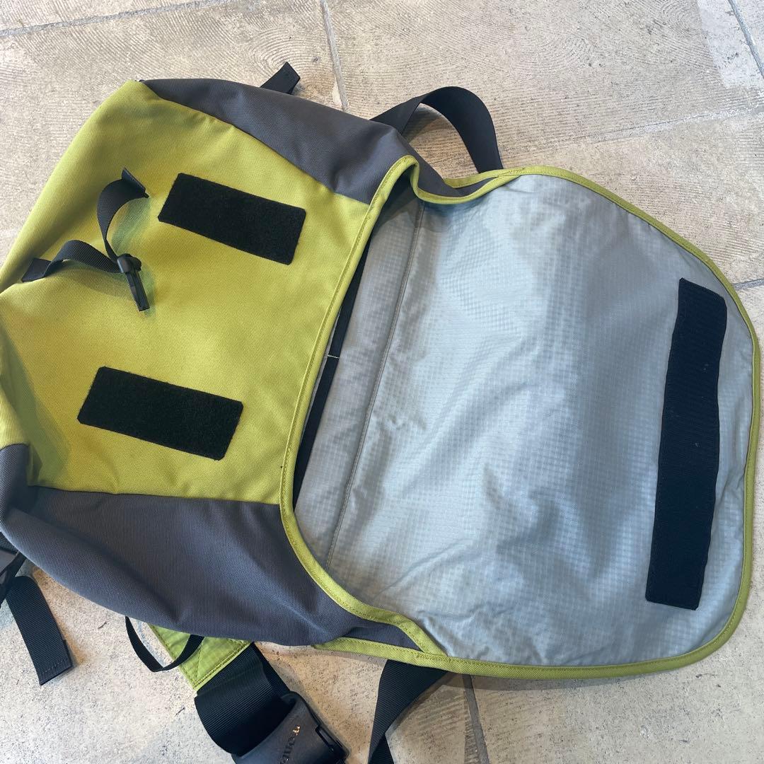 mont-bell 00s ワンショルダーバック　メッセンジャーバッグ tech