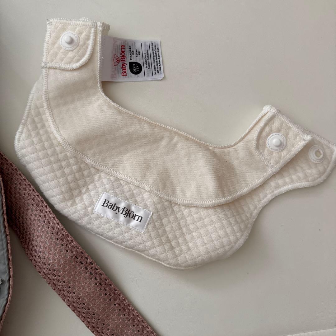 ベビービョルン　抱っこ紐　ダスティピンク　メッシュ　ハーモニー