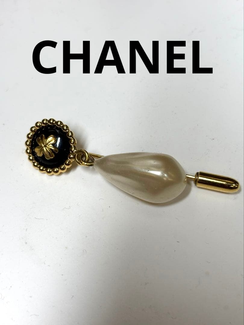 シャネル ピンブローチ