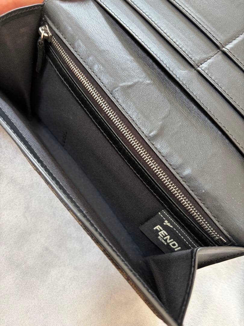 FENDI 長財布