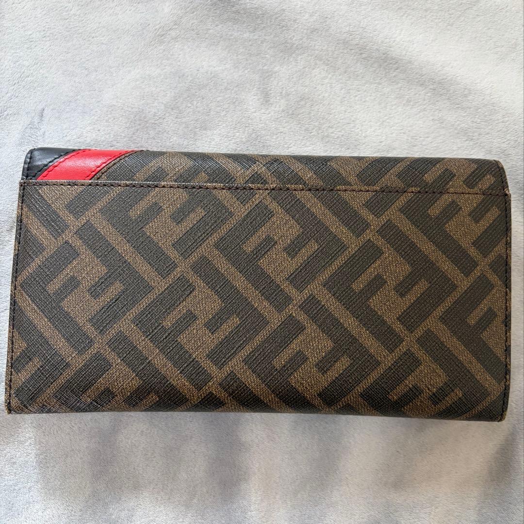 FENDI 長財布
