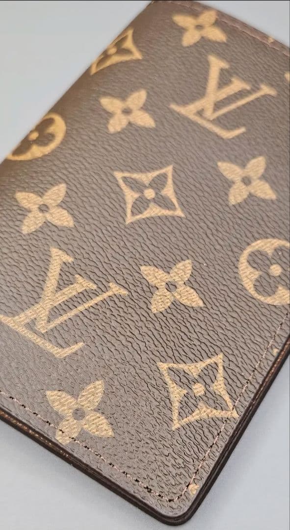 Louis Vuitton パスポートケース