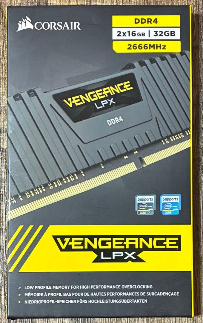 【中古】DDR4-2666 32GB(16GB×2枚) CORSAIR