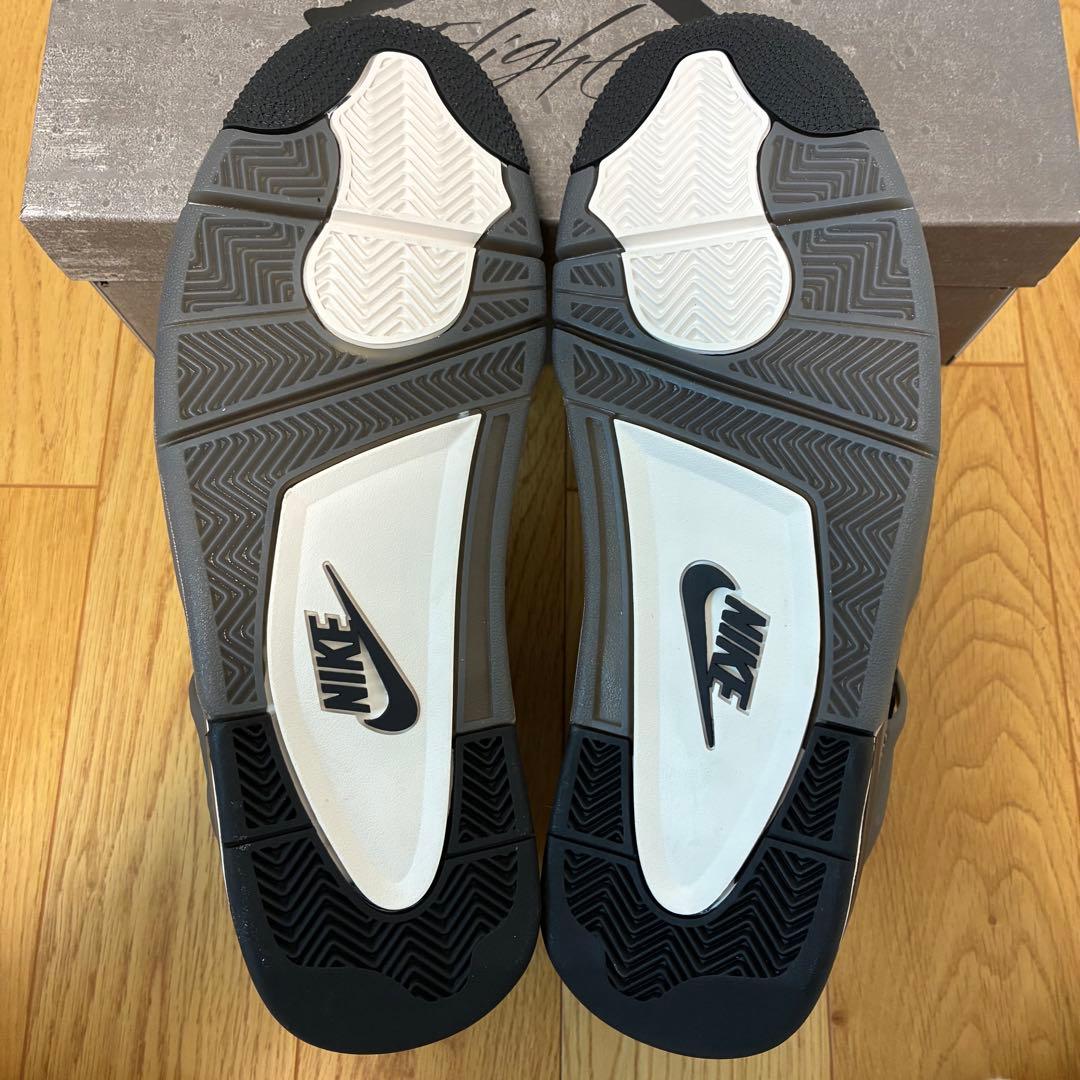 新品 ナイキ エアジョーダン4 レトロ ケイブストーン 28cm