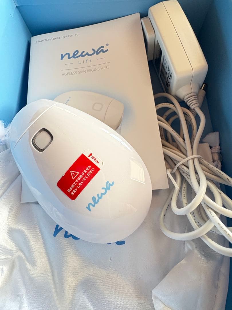 newa Lift 美顔器