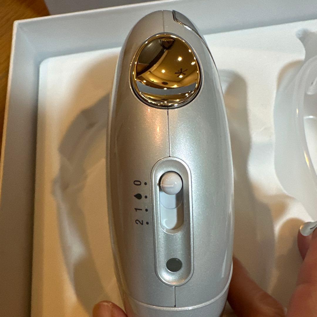 ボディ・フェイスケア est Biomimetic Veil Diffuser EH-ZKF01