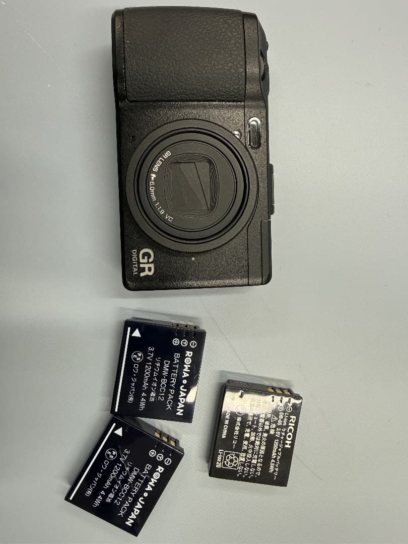 RICOH GR Digital IV バッテリー3個付