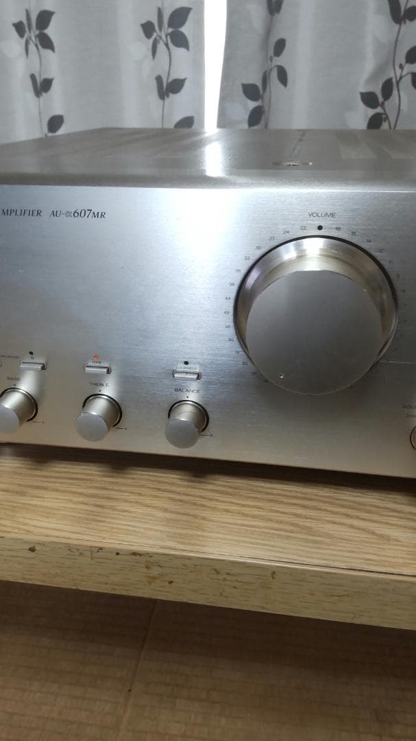 サンスイアンプAUーα607MR